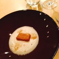 テアトロ ディ マッサ - フランス産フォアグラのコトレッタと蕪のポタージュ 西京味噌♡
                揚げたフォアグラは溶けます♥︎