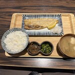 肉豆冨とレモンサワー 大衆食堂 安べゑ - 【2026.1.9(金)】さば塩焼き定食（さば塩焼き＋並盛飯＋味噌汁＋小鉢＋）1,060円→960円