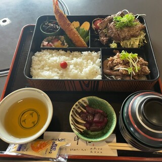 レストラン 牛石_0