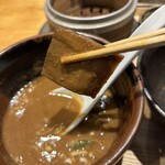 中華蕎麦 とみ田 - 極太短冊メンマリフト。