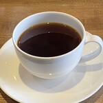 アドリアーノ - ドリンク写真:ドリップコーヒー ショート浅煎り