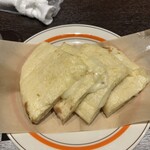 インドレストランDIWALI - チーズナン