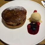 ブルー・ブリック・ラウンジ - 