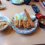 厚切りとんかつ よし平 - 料理写真:レディースランチ