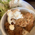 居酒屋もくもく - 揚げたてアツアツの牡蠣フライ