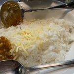 欧風カレー ボンディ 神保町本店 - 