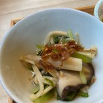 はちマル食堂 - 