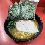 ラーメン 杉田家 本店 - 