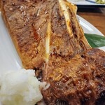 魚三酒場 - 鮪カマ