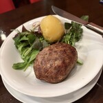 ステーキ＆ワイン　神房 - 黒毛和牛100％ハンバーグカレー(150ｇ)