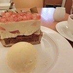 パティスリー・アンピフルリ - 