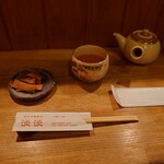 手打ちそば処 淡淡 - テーブルセットアップ状況
            
            ◯蕎麦茶
            香ばしい美味しさだった