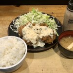 丼や たつみ - チキン南蛮定食ライス大盛り無料　¥1,090-