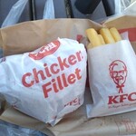 ケンタッキーフライドチキン - 料理写真:チキンフィレバーガーコンビ