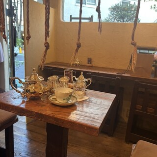 cafe&gallery *LUPOPO*_2