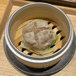 中華蕎麦 とみ田 - 肉の旨み満載の焼売