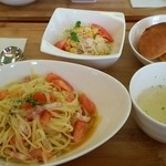 Gatti amando - 生パスタセットを食べました。生パスタは初めてですが、とても美味しかったです。また、行きたいと思いました。ケーキもつけたから、お腹いっぱいでとても満足でした。