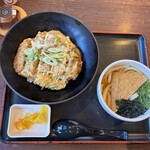 得得 - 料理写真:かつ丼セット