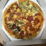 ドミノ・ピザ - 料理写真:クアトロ・ハッピー(M)