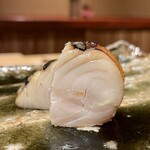 箱崎町すみと - 燻し鰆。香りと旨味と日本酒でにまにま