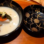 銀座 しのはら - 海老芋入り白味噌椀