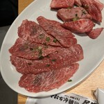 和牛一頭焼肉手打ち冷麺房家 東京駅店 - 