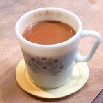 カフェ 太陽ノ塔 - ホットチャイ