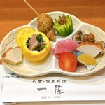 旬菜郷土料理 一隆 - 