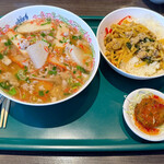 ゲウチャイ - ランチB： ラーメンセットのLEK TOMYAM MOO（豚挽肉入トムヤムビーフン）