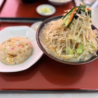 口コミ一覧 : ラーメン まるとも - 湘南台/ラーメン [食べログ]