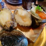 すし弁慶 道笑町店 - にぎり長次郎×回転すし北海道　すし弁慶　コラボ寿司　煮アワビ三貫盛