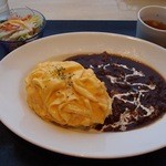 ヨシミ ブルースカイ - 九州産牛肉のオムハヤシライス（１４２０円）