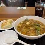 熱烈中華食堂 日高屋 - 料理写真:五目あんかけ＋餃子3個/コーラ　2025/10/5