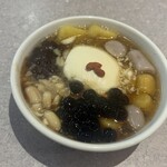 小陽春 ヨドバシ秋葉原店 - 小陽春豆花 温（税込 858円）