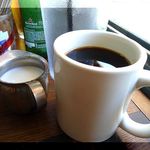 Goofy Cafe & Dine - 100％マウイコーヒー＄4.50