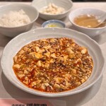 福龍園 - 超級麻婆豆腐定食(1,160円)
ご飯･小皿･スープ･漬物付き