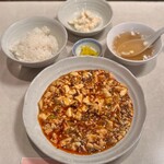 福龍園 - 超級麻婆豆腐定食(1,160円)
ご飯･小皿･スープ･漬物付き