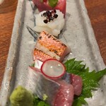 薄野 肉海鮮爐端 芯々