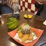 日本酒&和食 我 - カキフライの上のキノコとか色々混ぜたペーストがめちゃうま