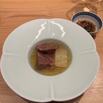 魔都 MATO - 牛 大根と牛頬の泉水清湯煮（四川）