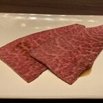 야키니쿠 우시고로 긴자점 - 肩ロースすき焼き風