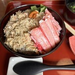 うお吟 - カニの甲羅を取ったらびっしりカニが敷き詰められています