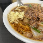 元祖スタミナ満点らーめんすず鬼 - 料理写真:✅スタ満そば¥1.020
　※☑︎柔らかめ、無料TP:生姜、ニンニク、背脂
　※大盛り¥160
　※ライス¥200
　※トッピングは提供直前で聞かれます！