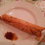 エパレット - お通しパパド（マンゴーチャトニ付）