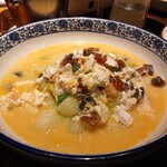 上菜 - ピータン料理