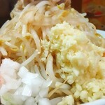 まぜそば専門店カミナリオヤジ 札幌すすきの店 - 資生館小学校前/油
