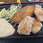 漁協食堂 - カジキ竜田と魚フライ（クロマチ）