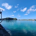 漁協食堂 - お店の裏側（おそらく日本最西端の食堂か）