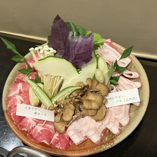 今帰仁アグー料理一式 長堂屋_1