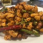 知音食堂 - 揚げホンモンとニンニクの芽